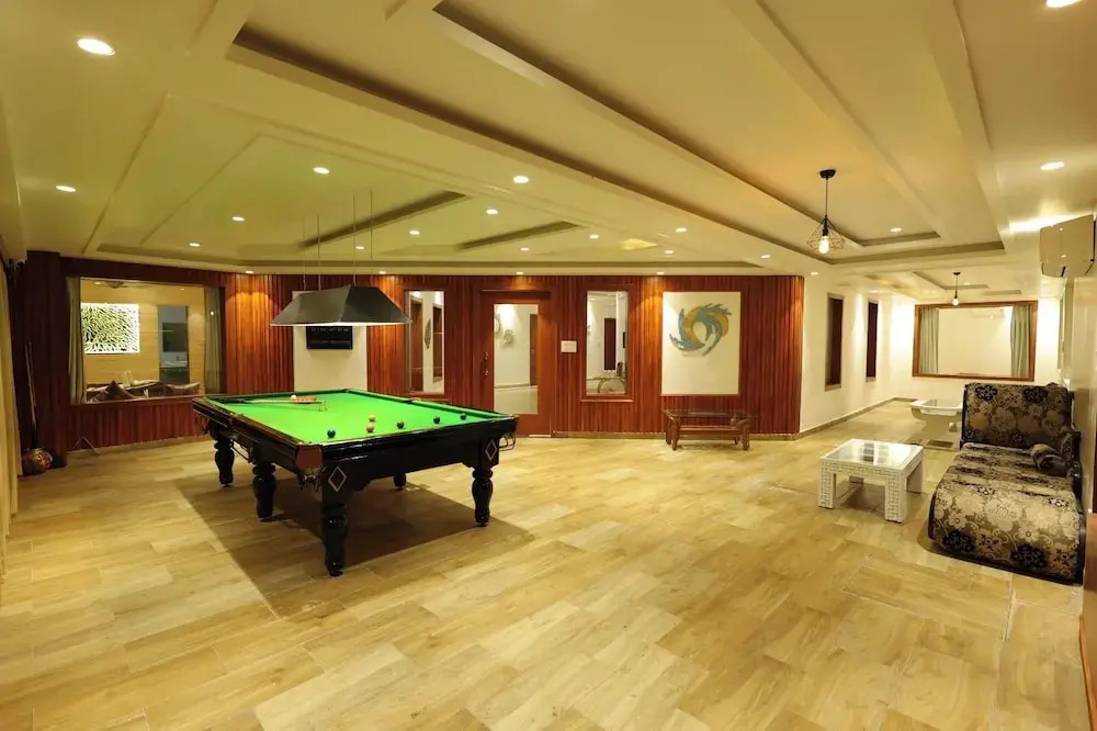 Hotel Darbar-E-Khas
