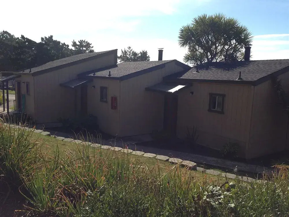 Fort Ross Lodge