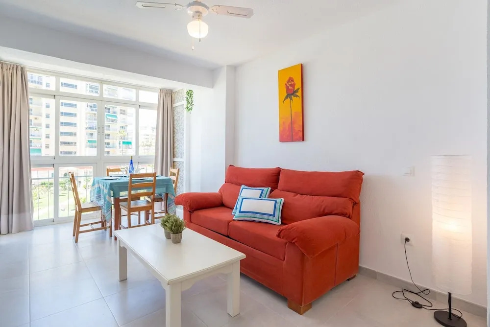 MalagaSuite Benalmadena Beach Apartment