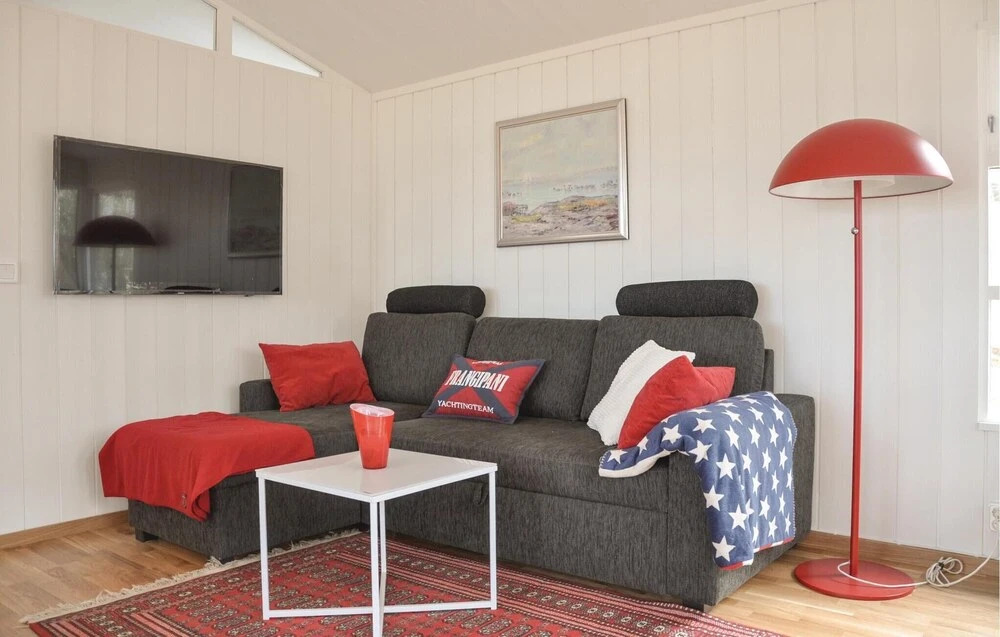 Cozy Home In Rockneby With Wifi