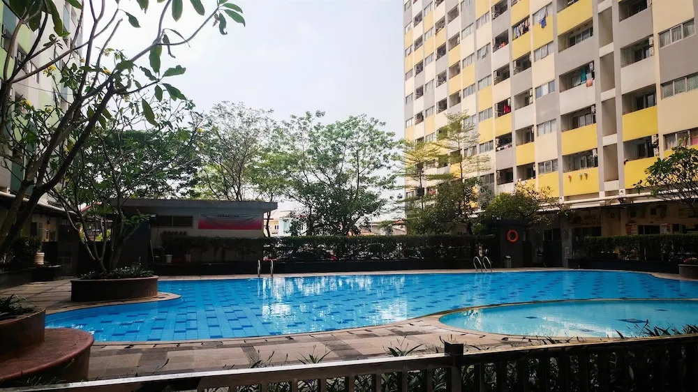Homey Apartment @ Sentra Timur Residence