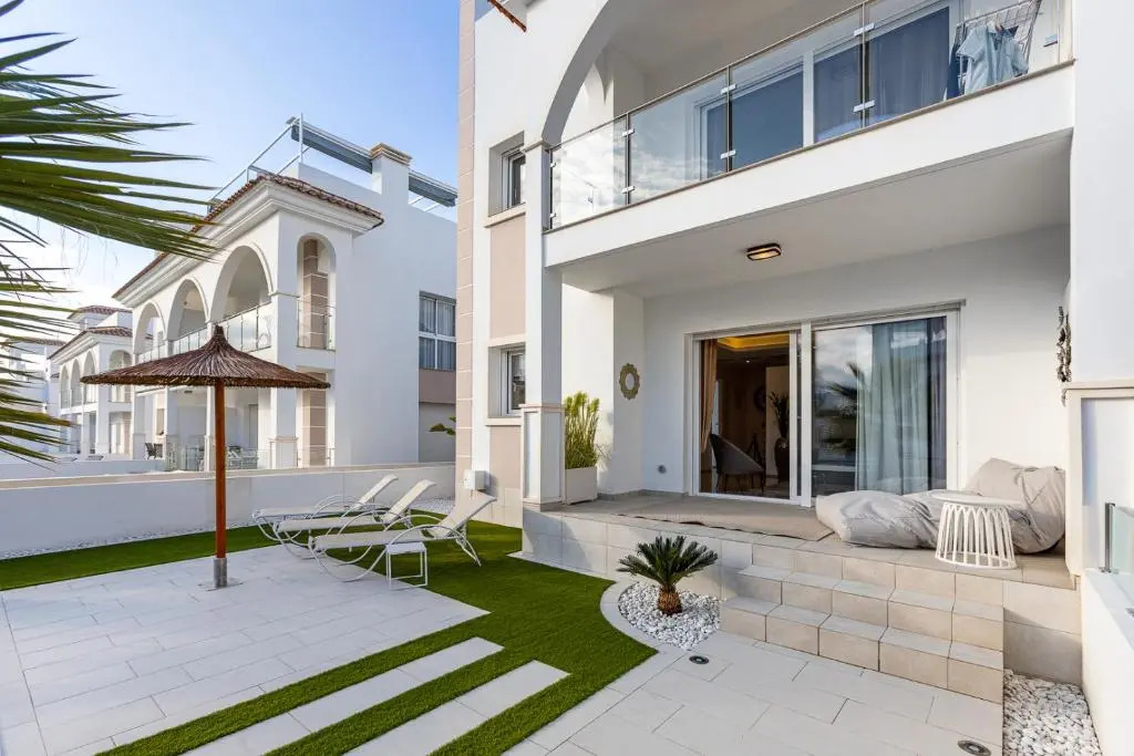 Fortuna 37 - Luxury Apartment with AC and Pool
