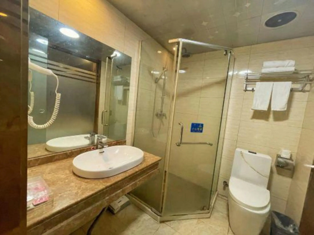Haoyuan Business Hotel