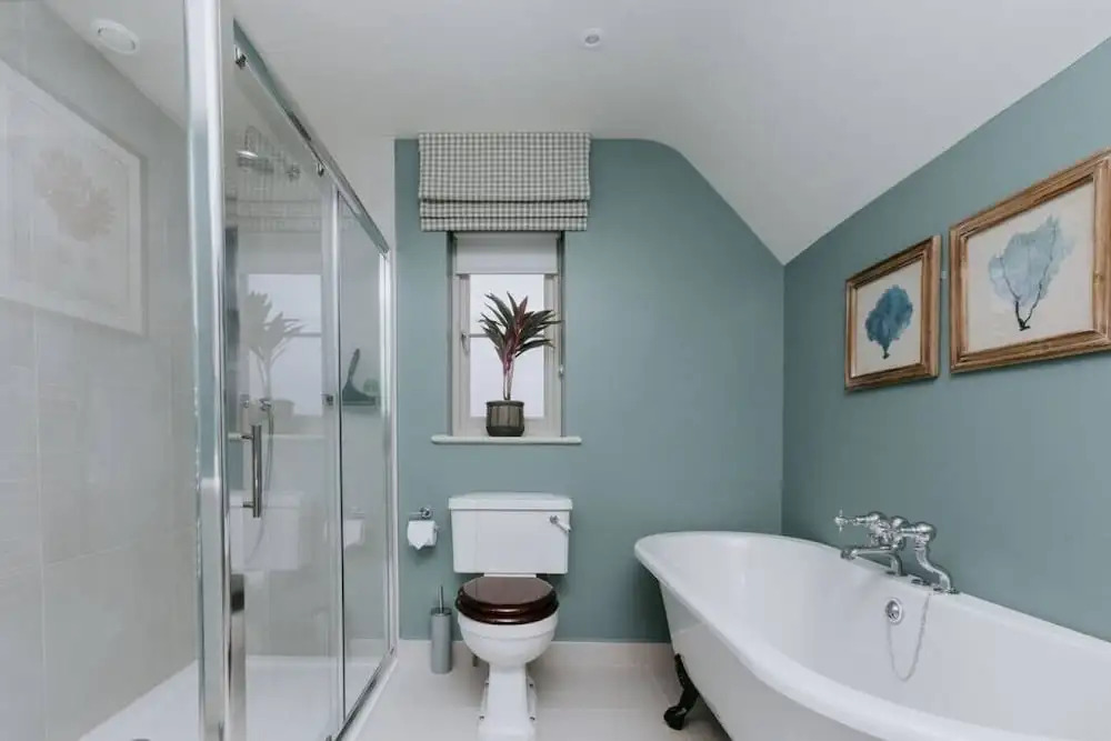Hayward House Hot Tub Large Garden - From 1100 Per Night