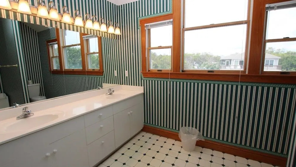 Sunny Days - 5 Br Home