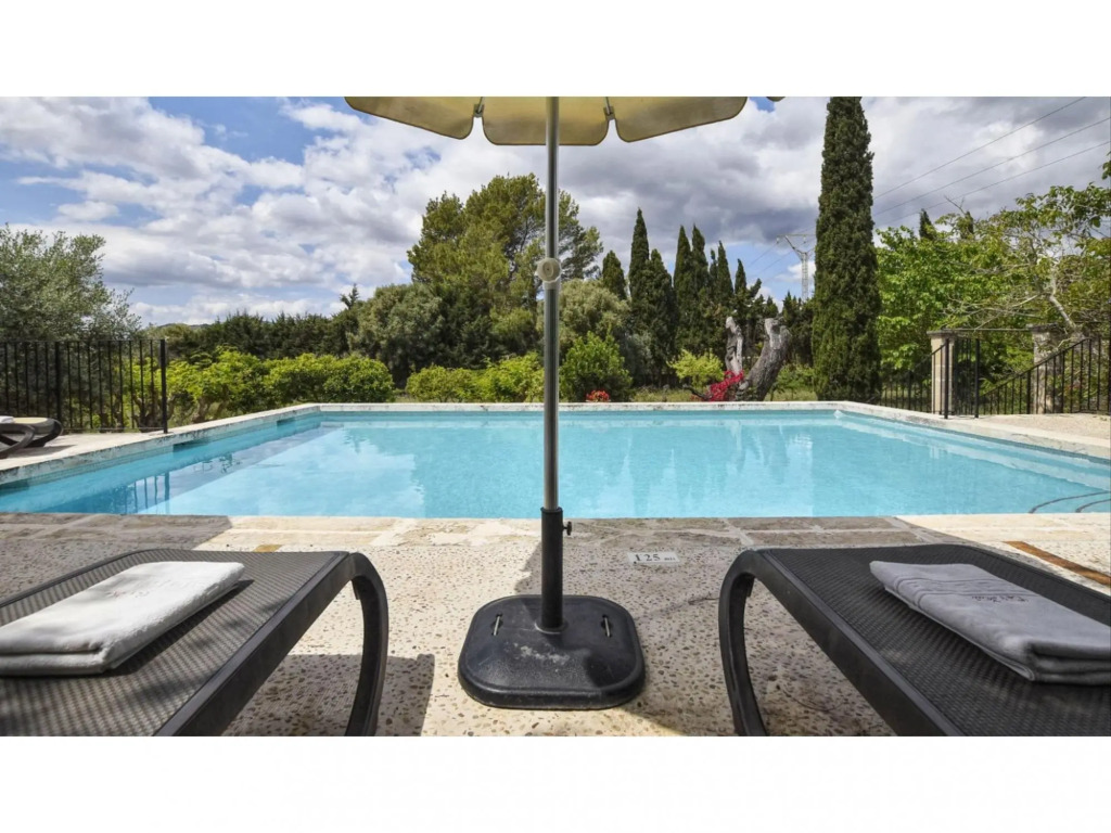 Vintage Holiday Home with Private Pool in Buger