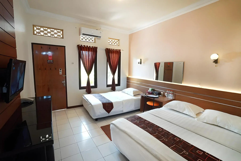 Patria Plaza Hotel