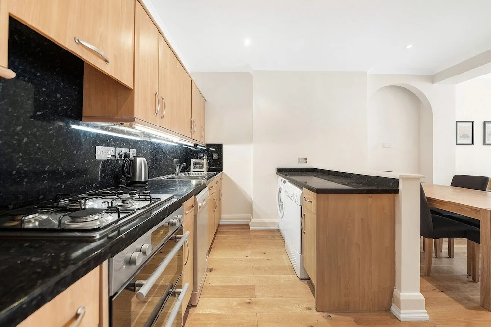 Modern Garden Flat in Hampstead