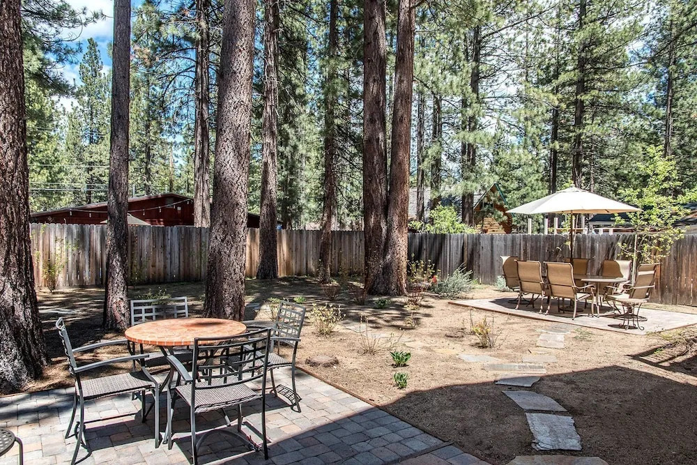 Pet Friendly South Tahoe House by RedAwning