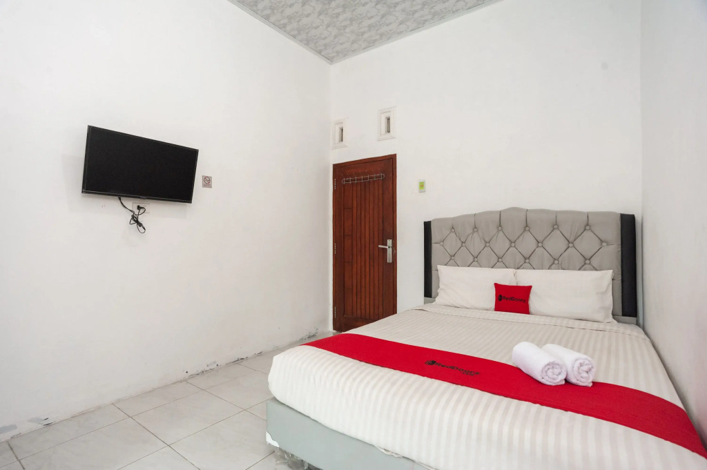 RedDoorz Syariah @ Jalan Panglima Polim Lampung