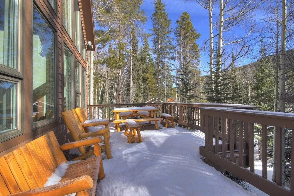 Aspen House by RedAwning