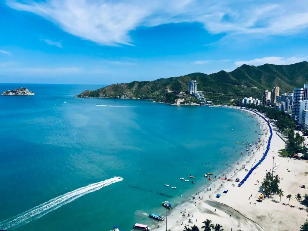 Espectacular vista a la playa el Rodadero