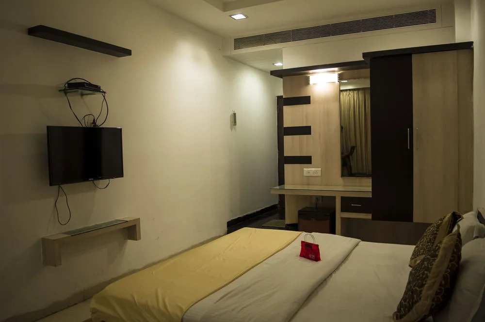 OYO Rooms Bhopal Malviya Nagar New Market