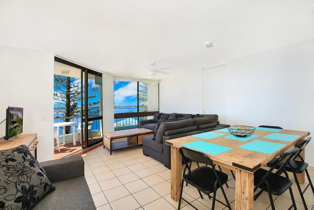 Eastbourne U4, 80 Esplanade, Golden Beach
