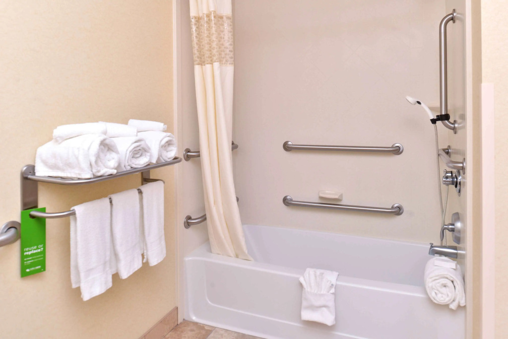Hampton Inn & Suites Muncie