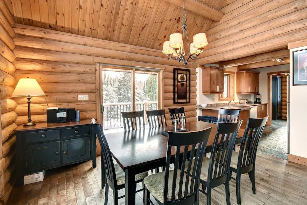 Chalet Navajo