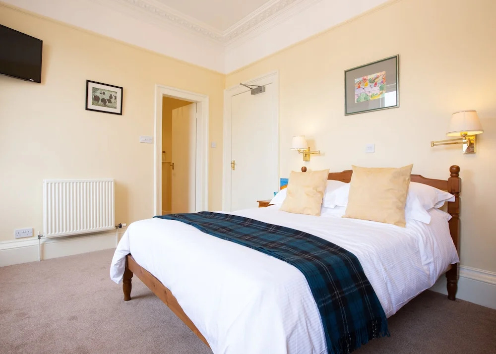 The Garret Hotel