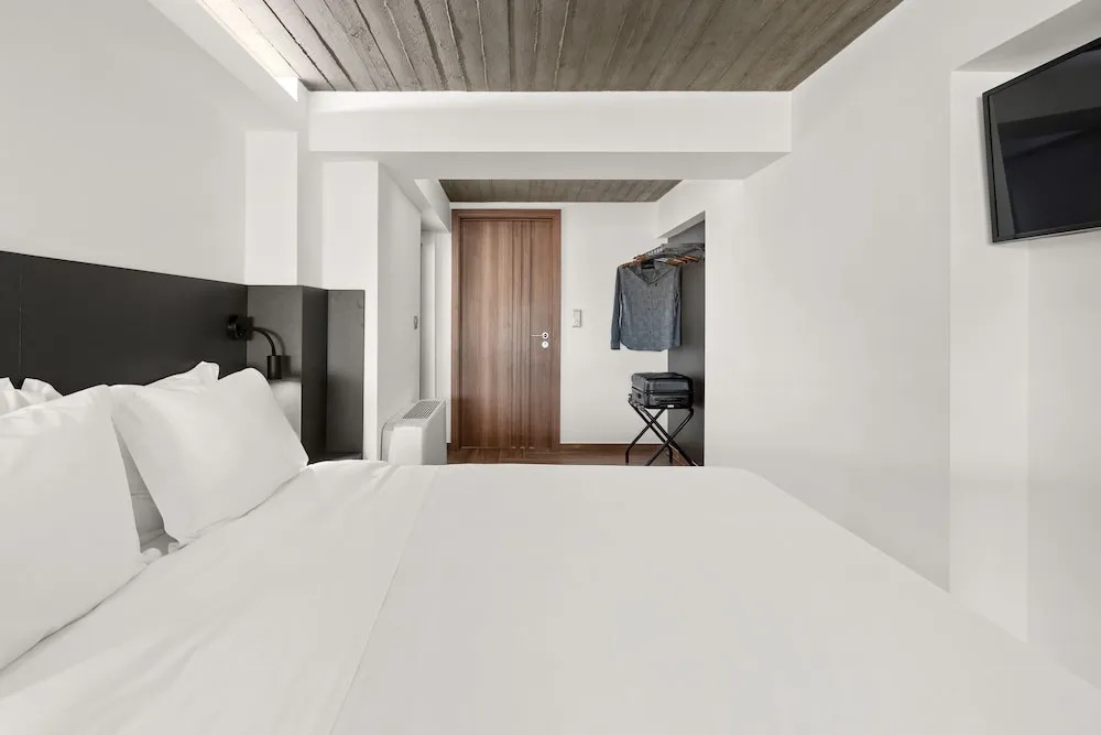 ATHENIAN VIEW LOFT