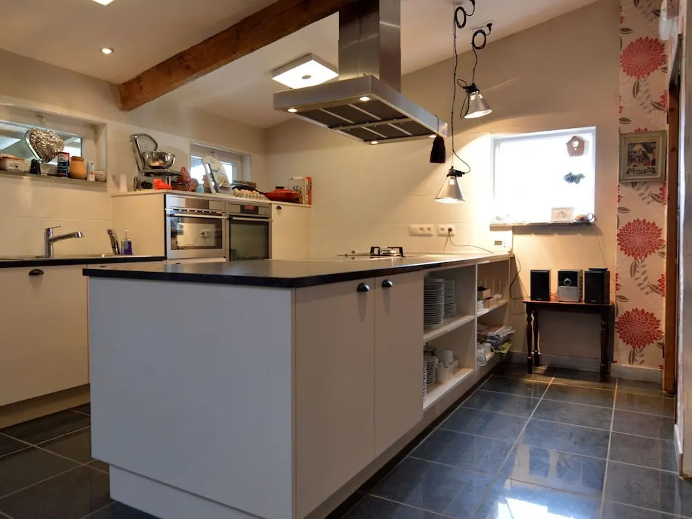 Charming Holiday Home in Hondschoote With Terrace