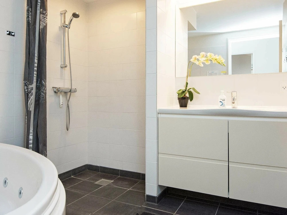 Spacious Apartment With Indoor Whirlpool at Ebeltoft Jutland