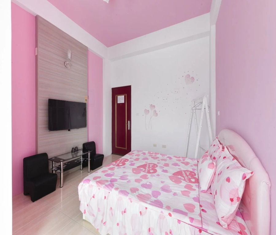 N22 Hostel