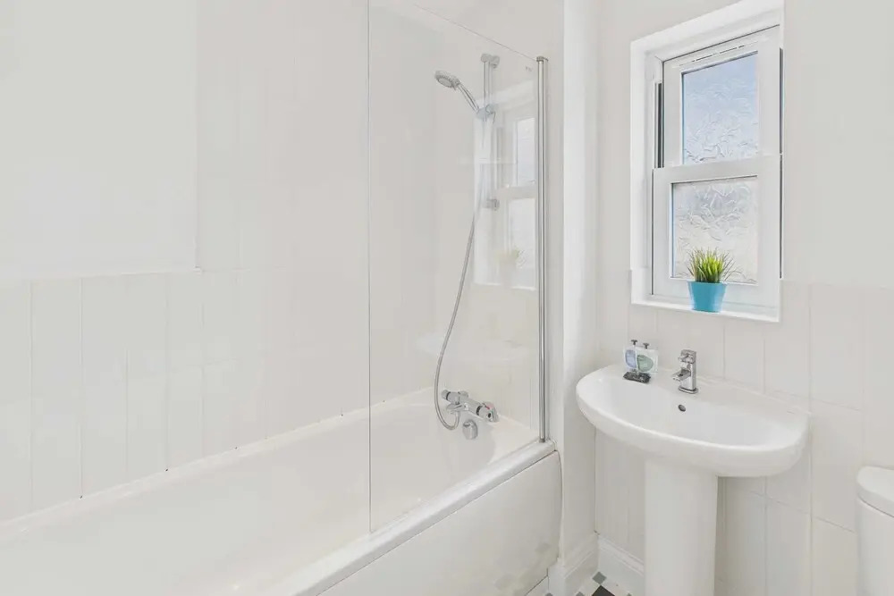 Host Stay Clearwell Gardens