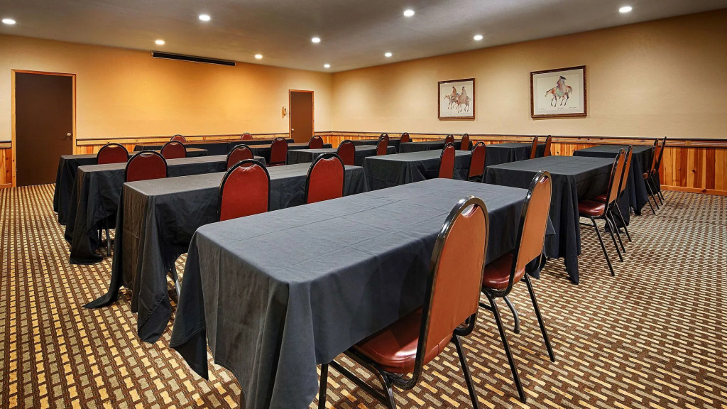 Best Western Pine Springs Inn