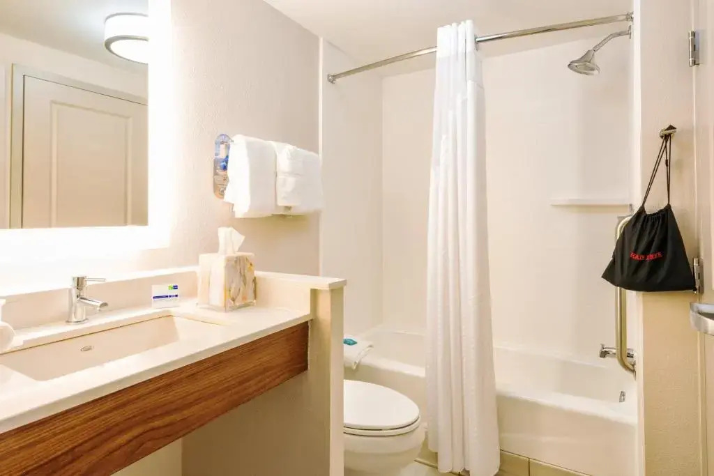 Holiday Inn Express Charleston by IHG