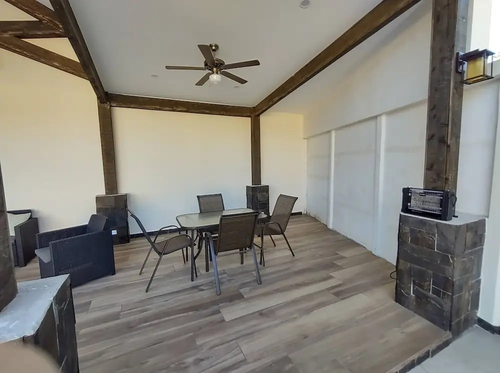 #1 New & Modern 2 bed Suite With Shared Pool