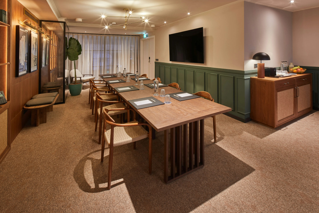 Via Sants Hotel Barcelona, Tapestry Collection By Hilton