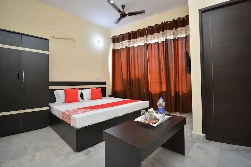 Jass Stays By OYO Rooms