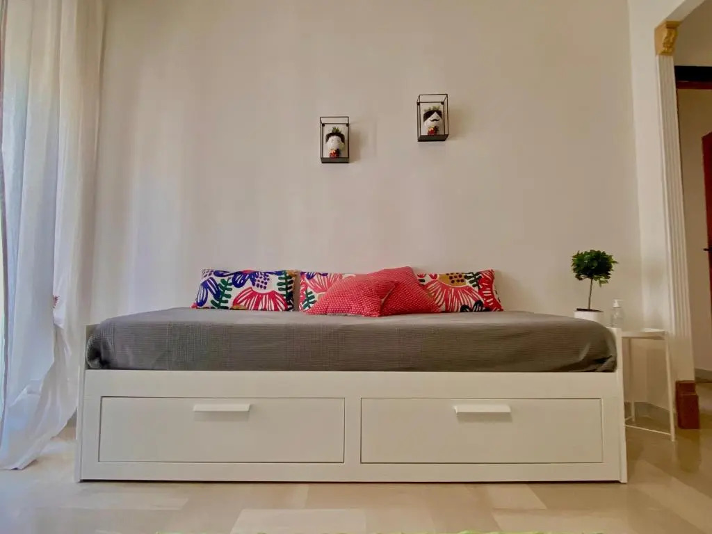 Guest House Service - Game Apartment