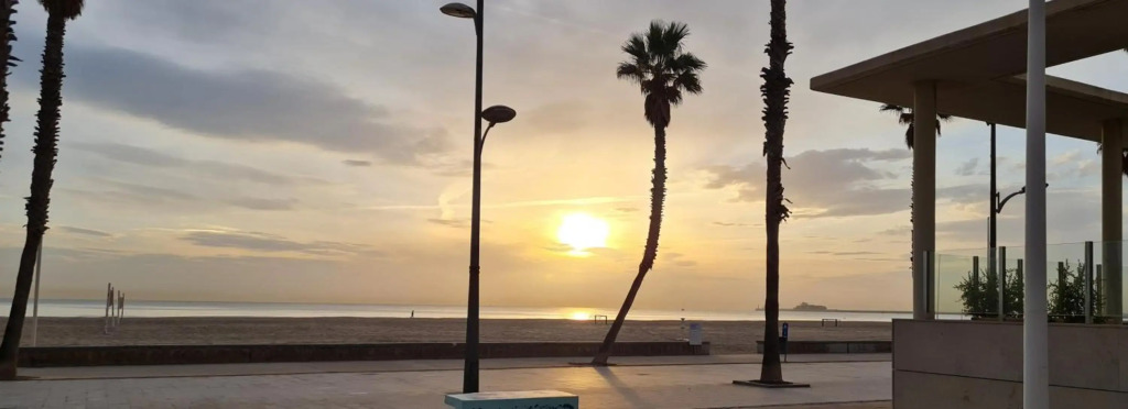 New Luxury Beachfront Apartament
