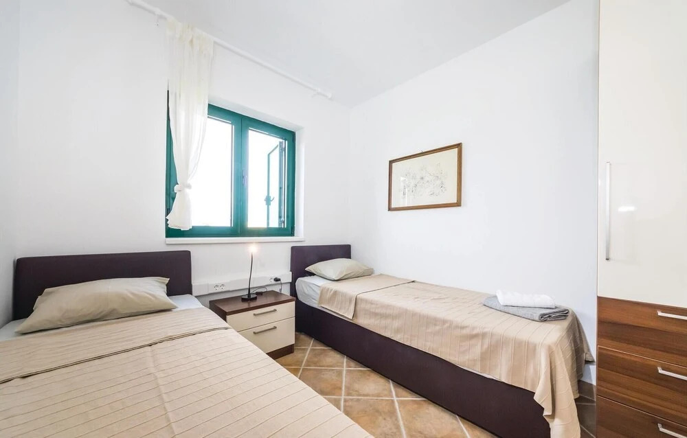 Stunning Apartment in Privlaka With 3 Bedrooms, Wifi and Outdoor Swimming Pool