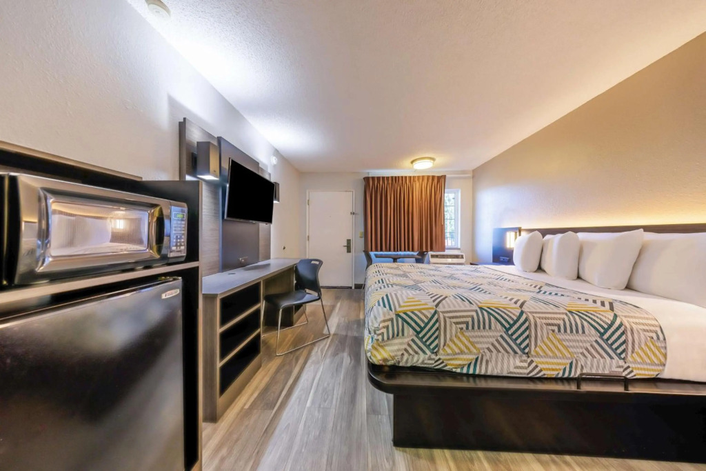 Motel 6 Portland OR Southeast