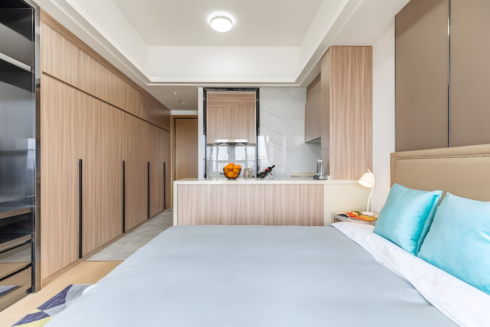 Yazhi Apartment