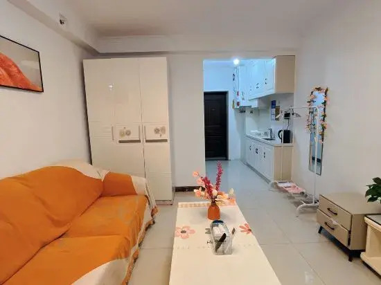 Lanzhou Hillman Homestay (Zhonghai Square)