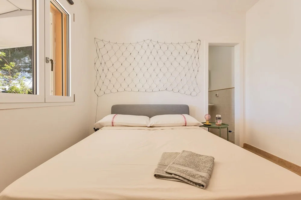 2158 B&B Carrubeto