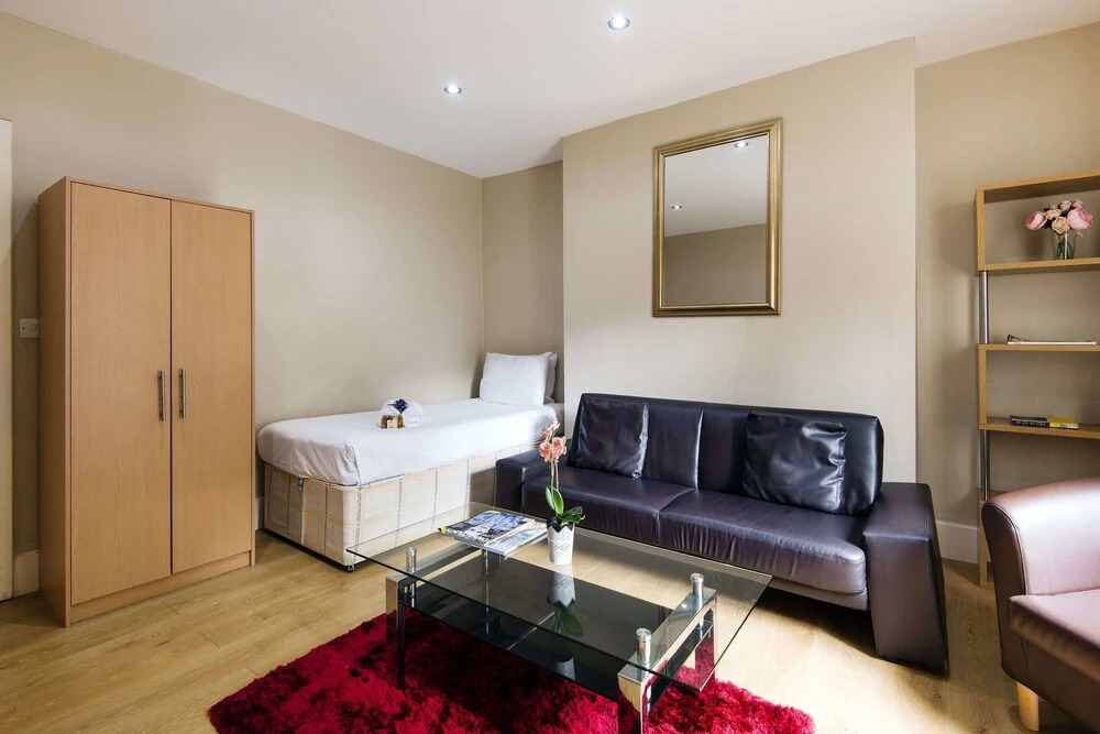 Bright Mornington Avenue Apartment I - KDW01