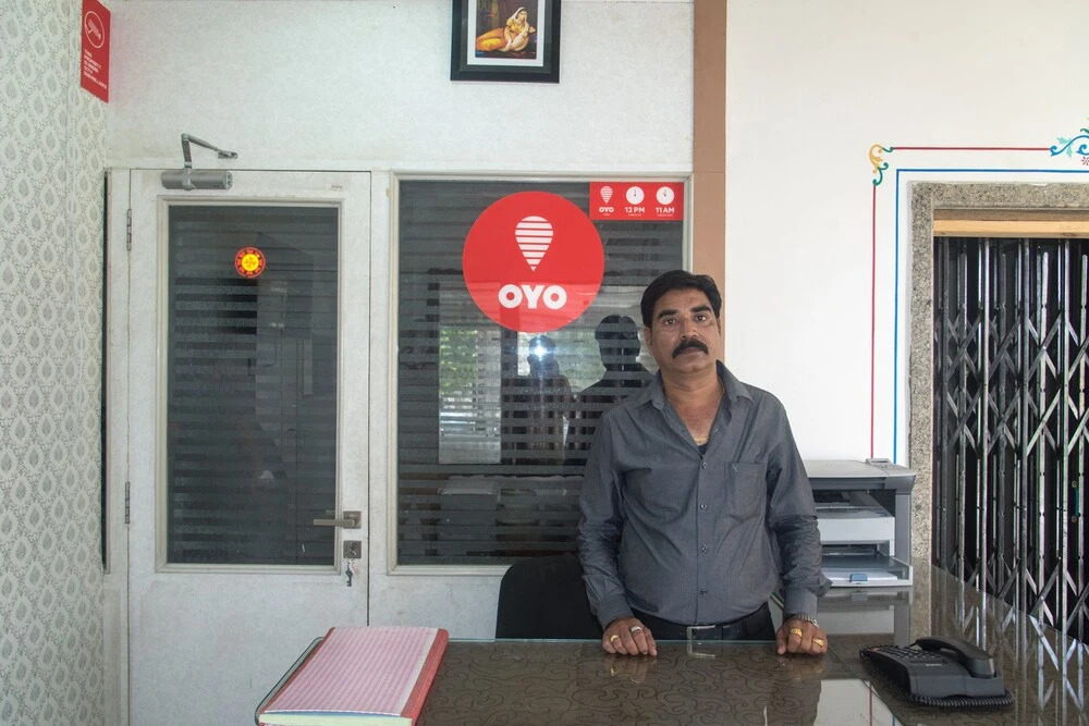 OYO 14838 Shree Jee Hotel