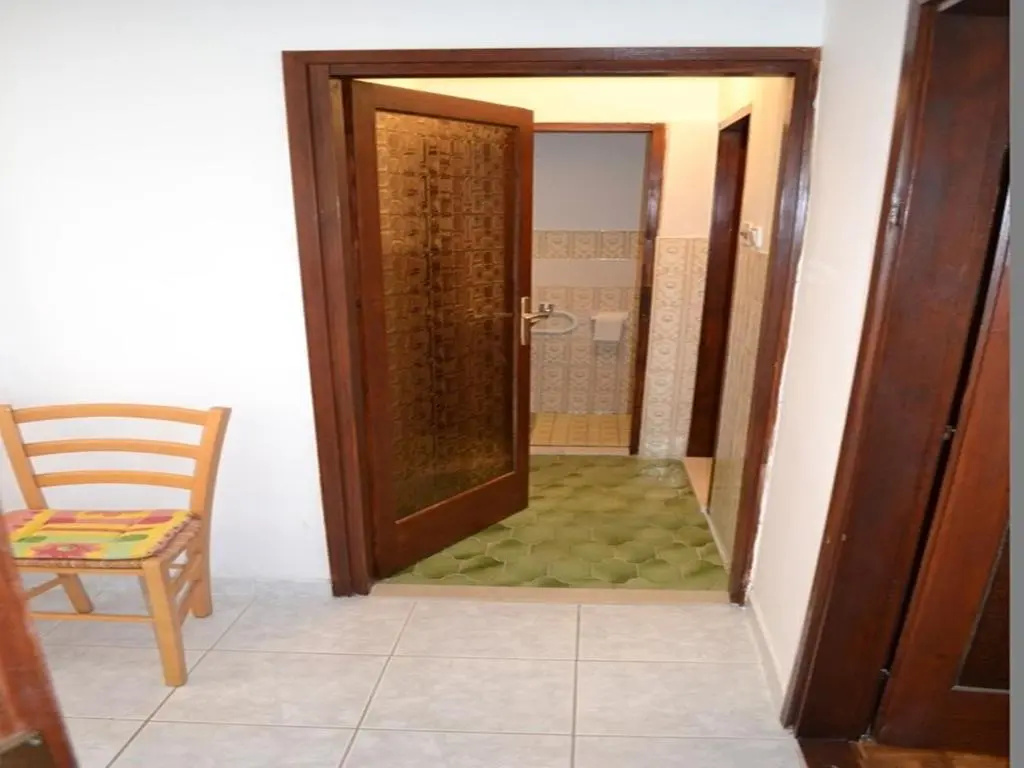 Apartments Kurta