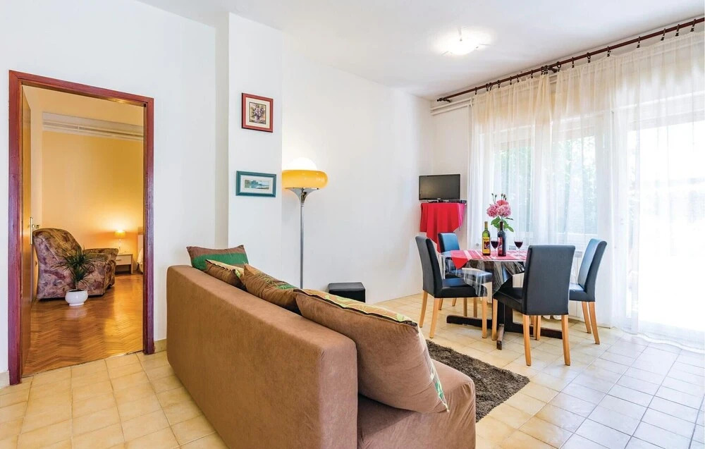 Nice Home in Vodnjan With Wifi and 1 Bedrooms
