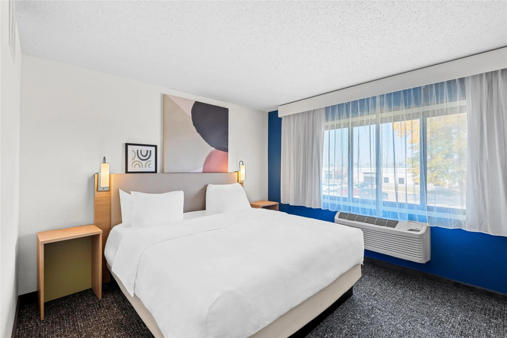 Spark by Hilton Cedar Falls