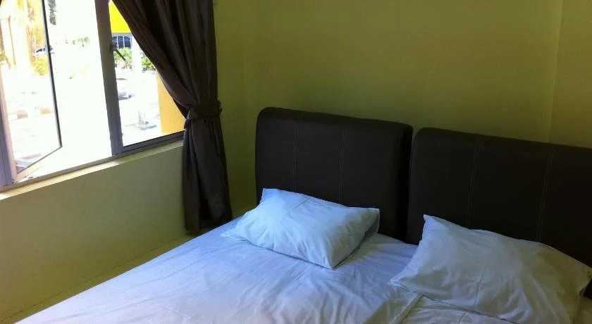 Hotel Budget UB Inn
