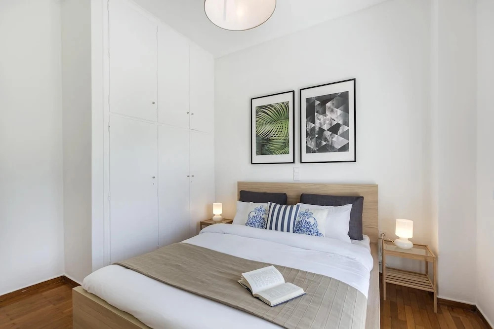 Elegant 2 bedroom apartment in Thissio