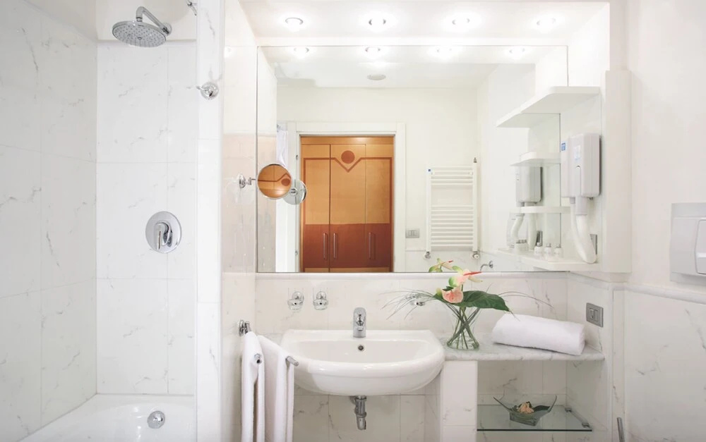 Apartment spacious Long Stay Rome Area I Triangoli with garden in the backyard