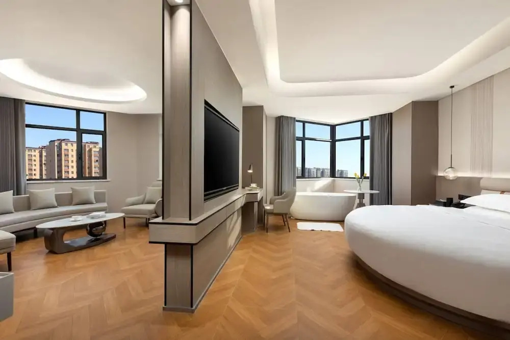 Ramada by Wyndham Urumqi Midong