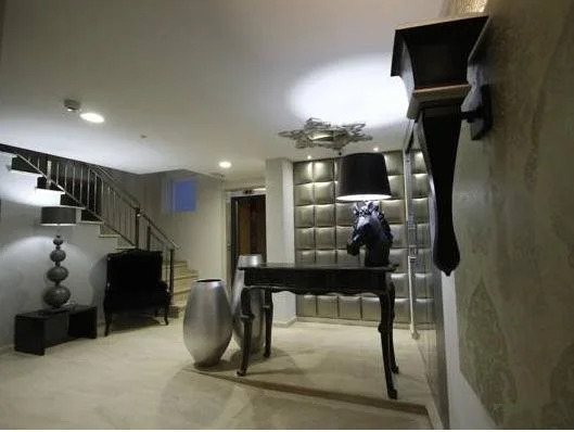 Alvear Suites