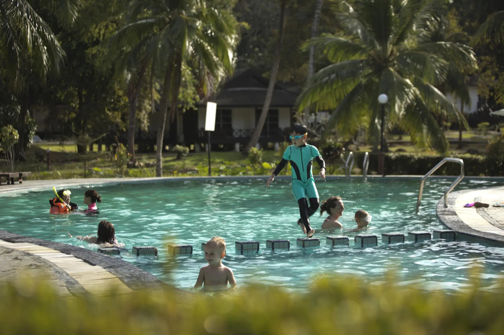 Perhentian Island Resorts - PIR BS