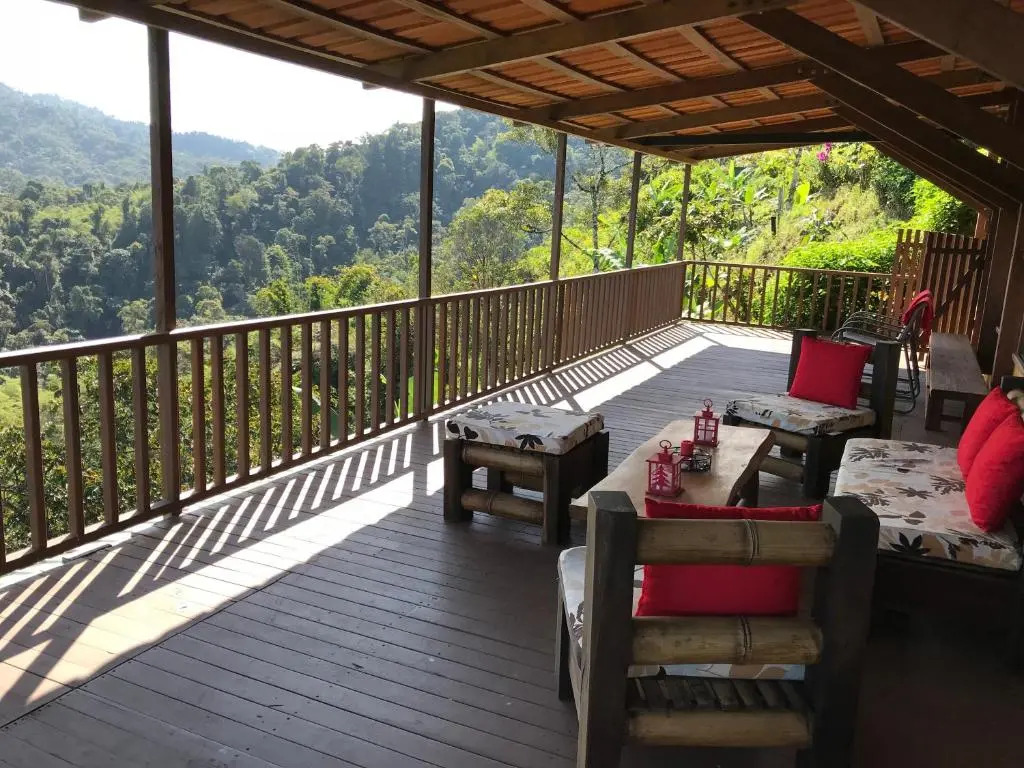 Elegant Home in Private Ecological Property, with Private River - Bird Watching 240 Bird Species